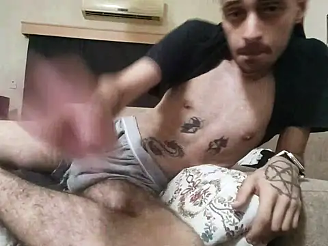 Rhast211 Adlı Modelin Web Kamerası Şovu