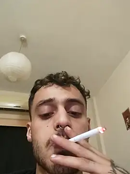 Rhast211 Show in webcam