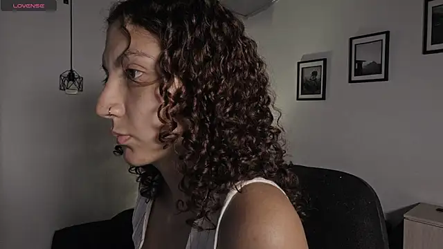 Pokazy przed kamerką – Mia_belmont