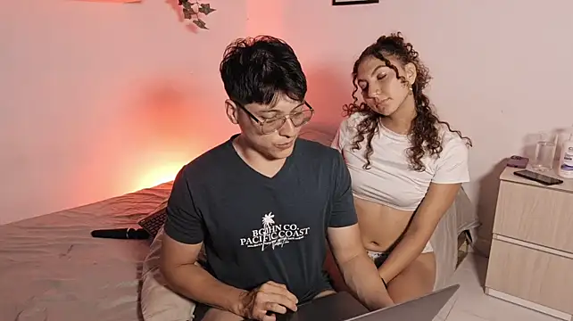 Mia_belmont Pertunjukan Webcam