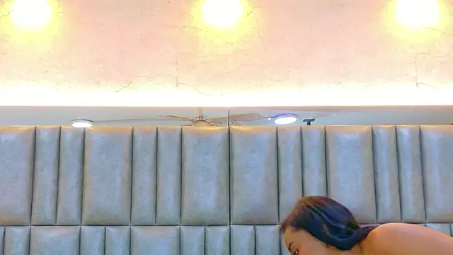 AshleyMorgans' Live Chat Room