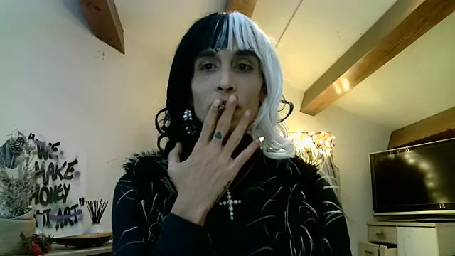 Show webcam de CruellaDivine