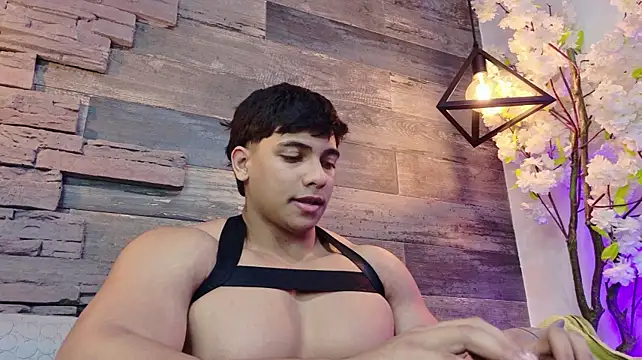JacobStonne Adlı Modelin Web Kamerası Şovu
