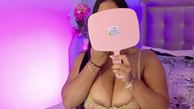 KarinaOficiaLL_'s Live XXX Chat