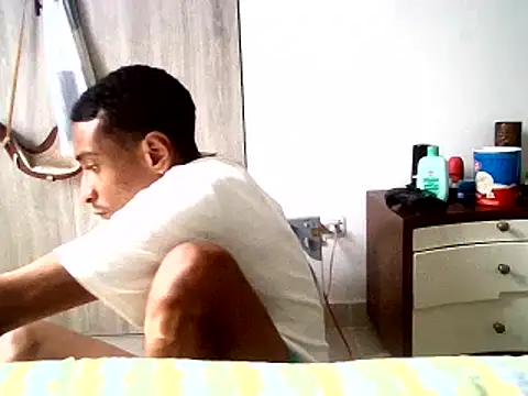 Show modela smokepurpxxx na web-kameri
