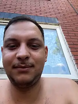 Show modela JettKing_123 na web-kameri