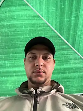Show modela JettKing_123 na web-kameri