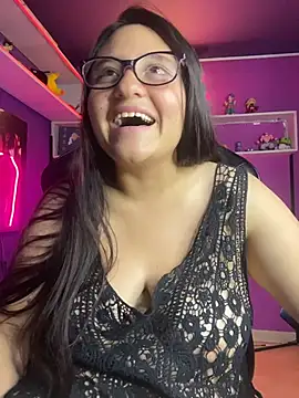 Chat +18 de LuisAny ao vivo