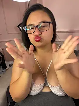 LuisAny XXX чат на живо