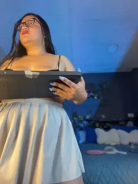 Chat +18 de LuisAny ao vivo