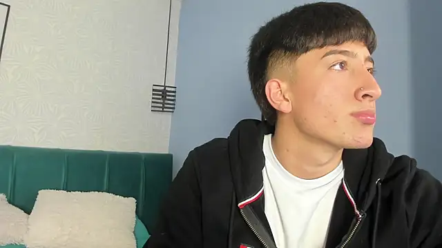 Show de alejo_leon na webcam