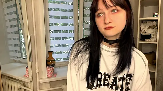 הופעת וובקאם של Velvet_Kate