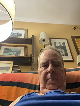 andre1936 Show in webcam