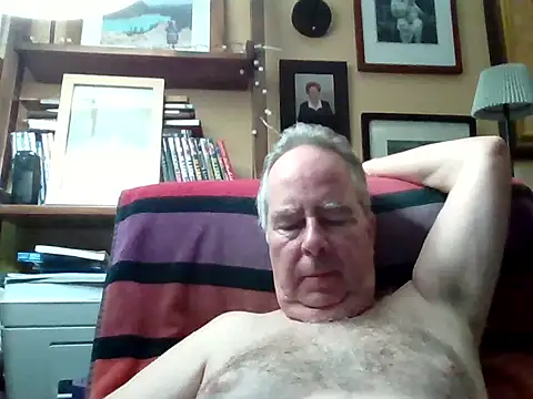 Show modela andre1936 na web-kameri