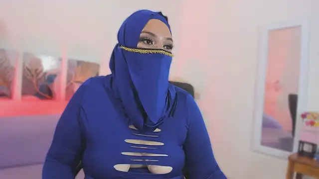 yarasweett_ Show in webcam