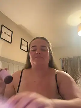 Bustygem_'s Live XXX Chat