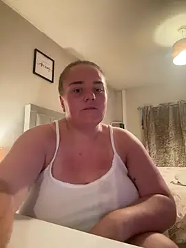 Bustygem_ – webcam-show