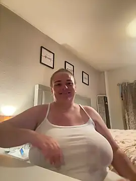 Bustygem_'s Webcam Show