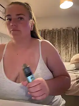 Bustygem_'s Webcam Show