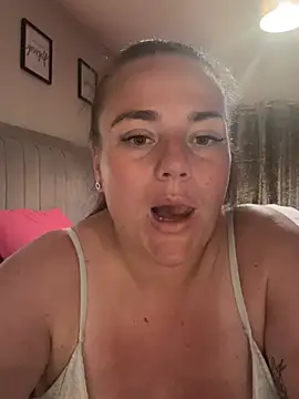 Bustygem_ webcam show