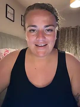 Bustygem_ – webcam-show