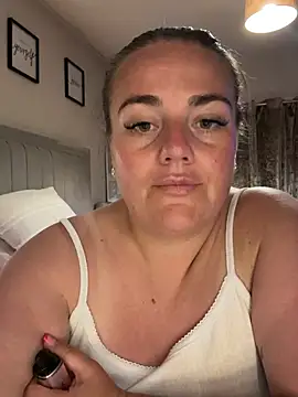 Bustygem_n Webbikameraesitys