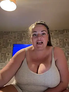 Bustygem_'s Webcam Show