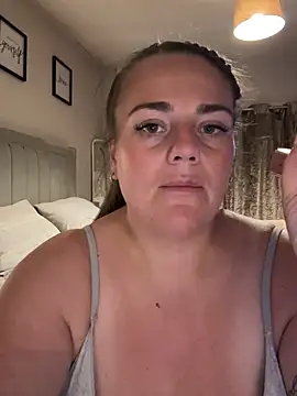 Bustygem_ – webcam-show