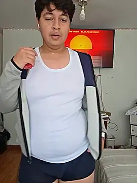 CarmeloXxLe webcam show