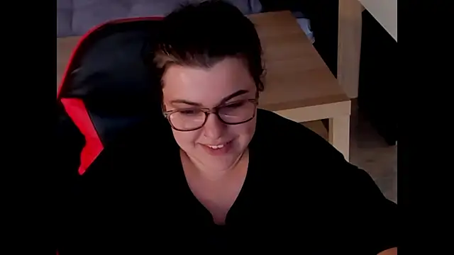 _Molly___Meloh_ Show in webcam