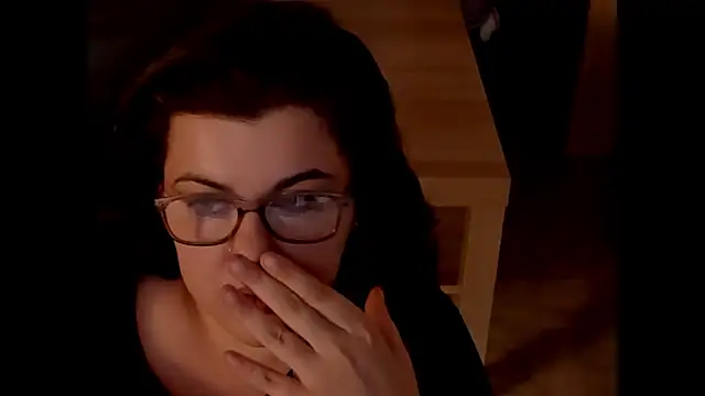 Pokazy przed kamerką – _Molly___Meloh_