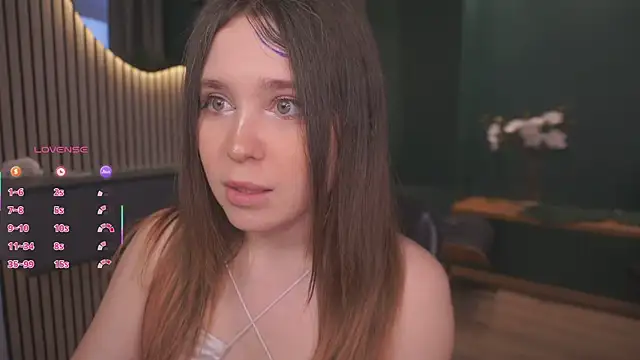 llina_gloww: онлайн-секс-чат