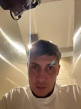 Mao_Rivers Webcam Show
