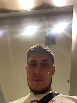 Mao_Rivers Show Webcam