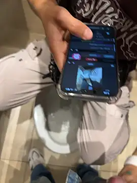 הופעת וובקאם של Mao_Rivers