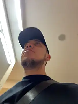 Mao_Rivers Show Webcam