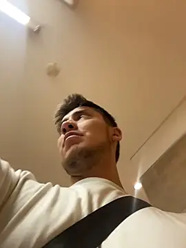 Mao_Rivers webcam show