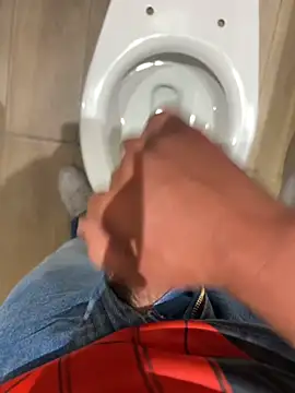 הופעת וובקאם של Mao_Rivers