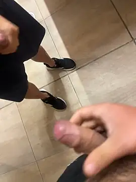 Mao_Rivers Webcam show