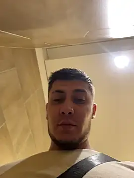 Mao_Rivers Show Webcam