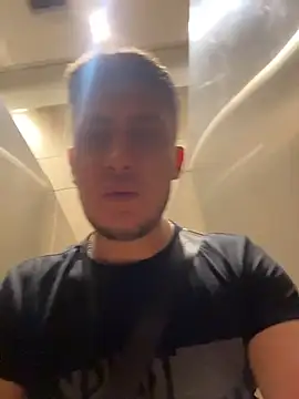 Mao_Rivers webkamerás műsora