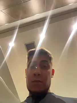 Mao_Riversn Webbikameraesitys