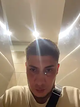 Show de Mao_Rivers na webcam