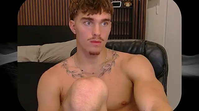TheNicoRyder Show in webcam