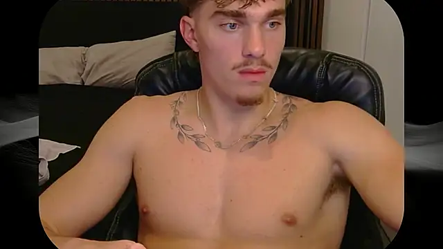 TheNicoRyder Show in webcam