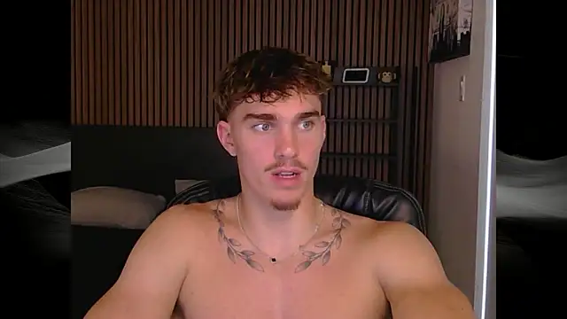 TheNicoRyder Show Webcam