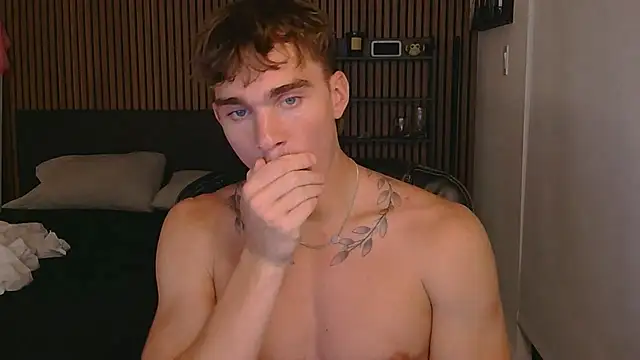 TheNicoRyder Show in webcam