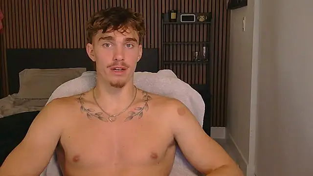 TheNicoRyder Webcam-Show