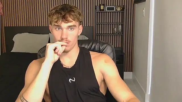 TheNicoRyder Webcamshow