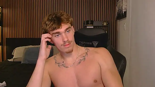 TheNicoRyder Show in webcam